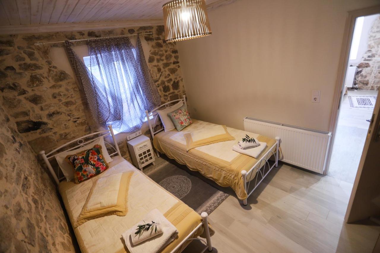 Olive Grove Deluxe apartment Agnítsini Extérieur photo