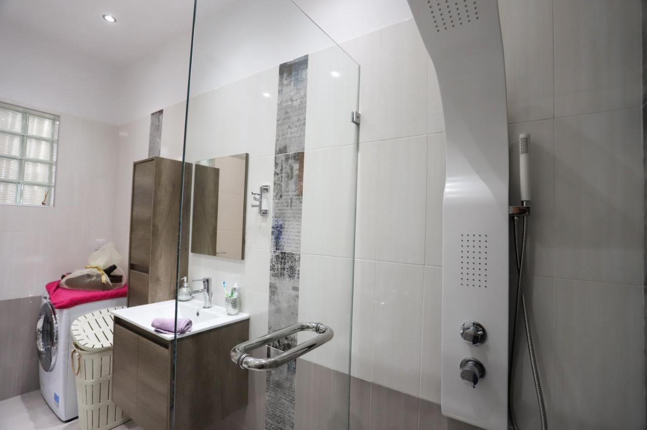 Olive Grove Deluxe apartment Agnítsini Extérieur photo