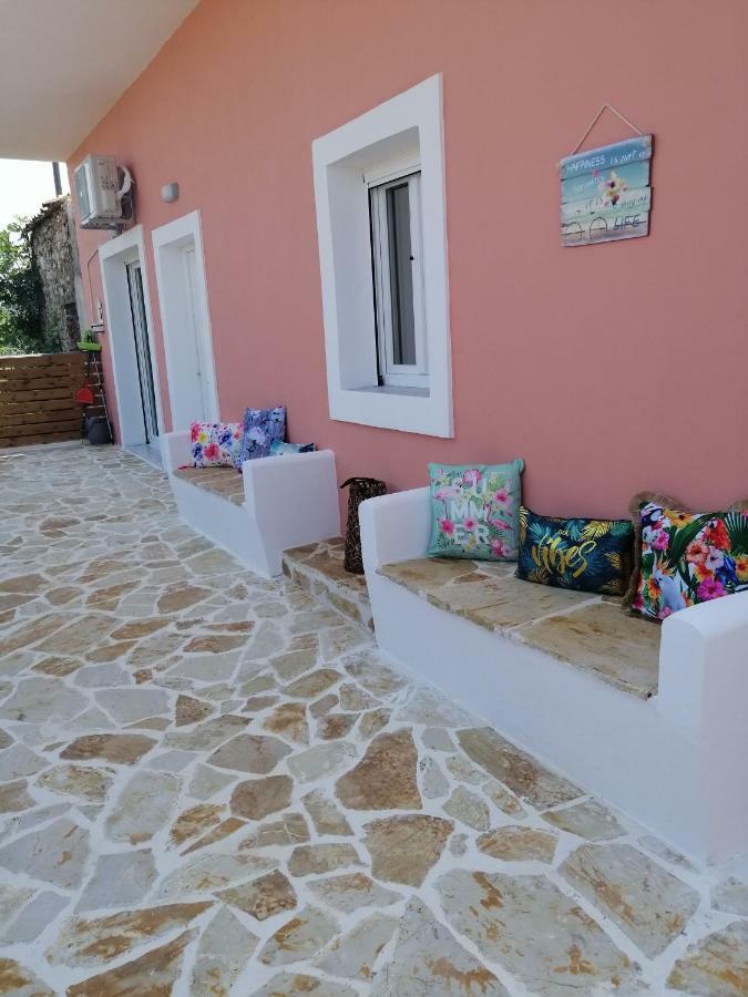 Olive Grove Deluxe apartment Agnítsini Extérieur photo